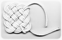 A coaster from Ashley 2252 in 5mm nylon braid